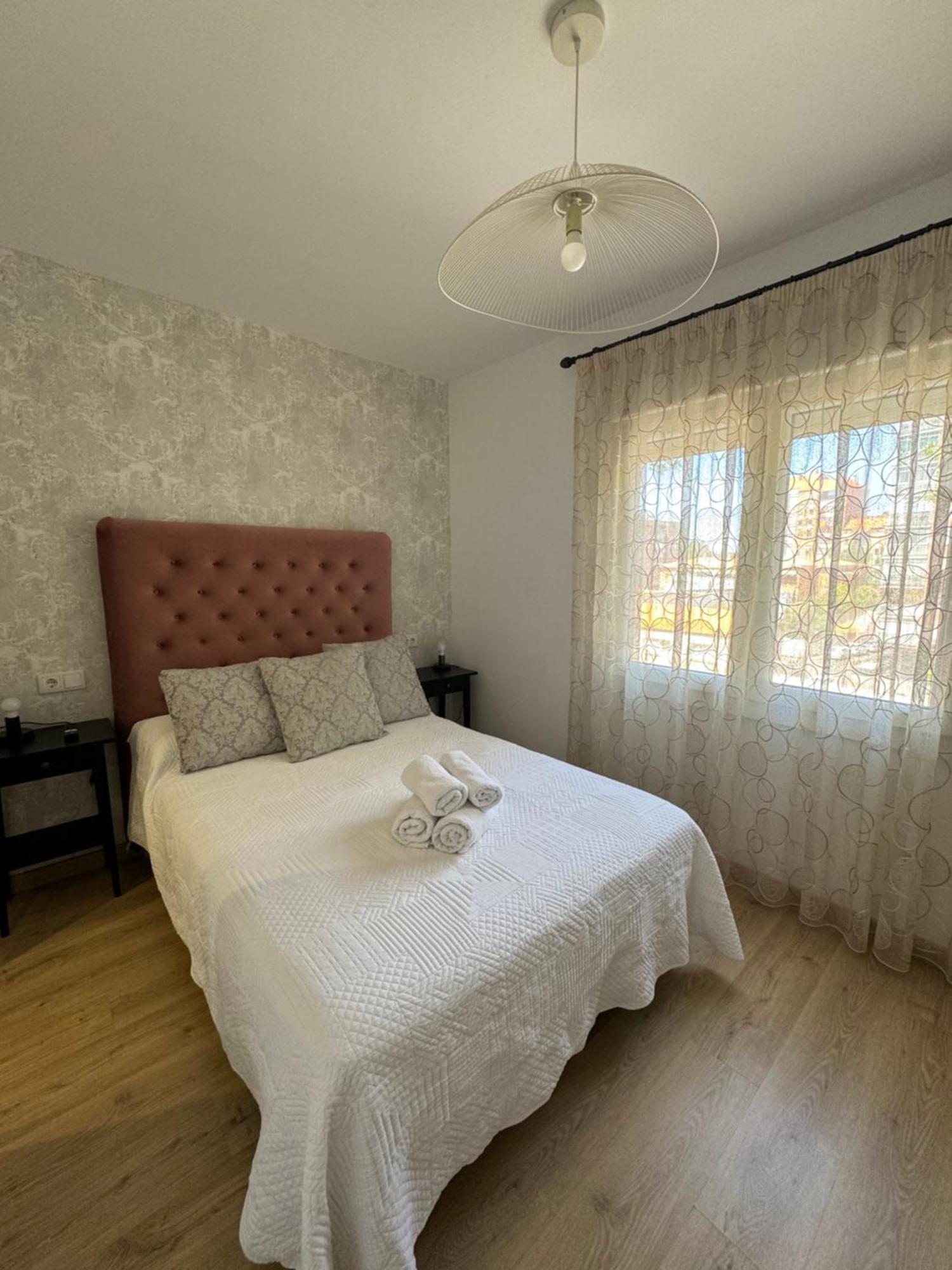 Ferienwohnung Alcala Luxury Piso Completo De 80M Alcalá de Henares Exterior foto